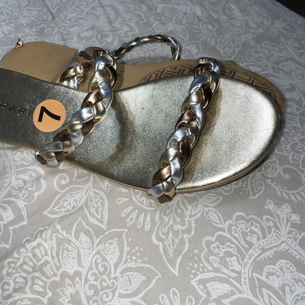 Tahiti gold sandals worn only 2 times